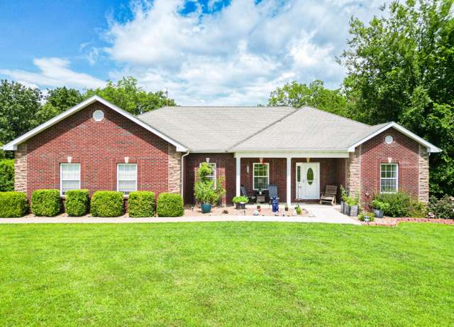 Property at 18185 Old Rte A, Hartsburg, MO 65039, 4 beds, 3.5 baths