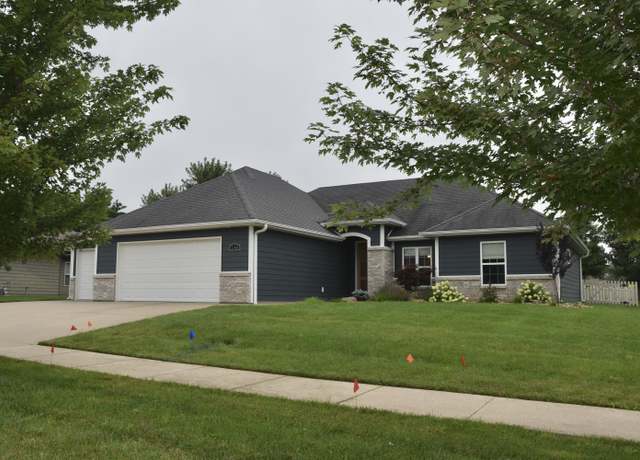Property at 114 Cedar Falls Ct, Columbia, MO 65203, 3 beds, 2 baths