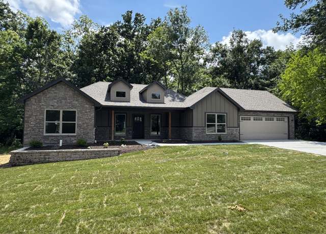 Property at 2701 W Henley Dr, Columbia, MO 65202, 3 beds, 2 baths