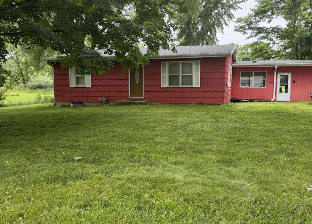 Property at 749 E Brown School Rd, Columbia, MO 65202, 2 beds, 1 bath