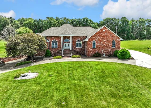 Property at 2829 Foxdale Dr, Jefferson City, MO 65109, 5 beds, 6 baths