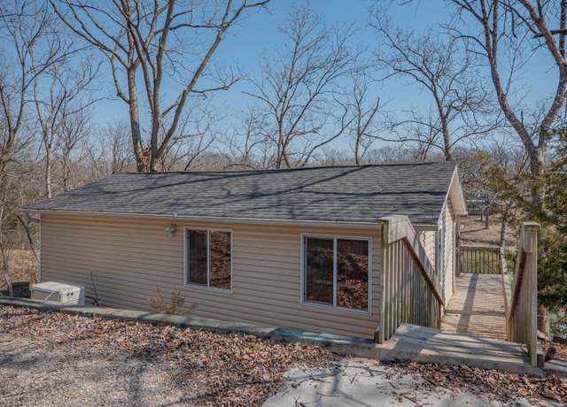 Property at 2303 Private Road 1336, Moberly, MO 65270, 1 bed, 1 bath