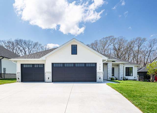 Property at 705 Sagemoor Dr, Columbia, MO 65201, 3 beds, 2 baths