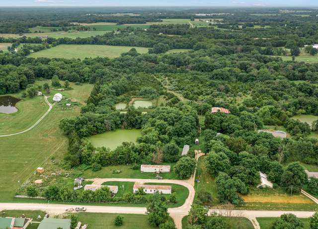 Property at 7512 County Rd, Fulton, MO 65251