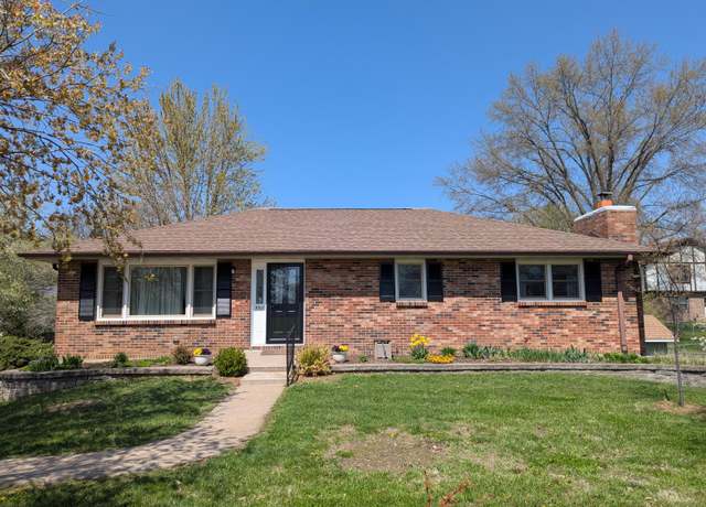 Property at 3201 Chapel Hill Rd, Columbia, MO 65203, 3 beds, 3 baths