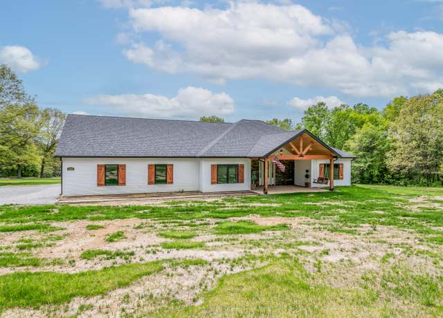 Property at 6100 W Hwy 124, Harrisburg, MO 65256, 4 beds, 2 baths