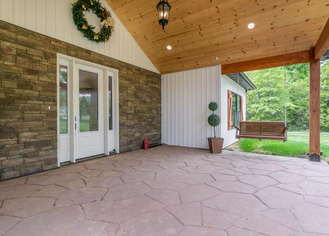 Property at 6100 W Hwy 124, Harrisburg, MO 65256, 4 beds, 2 baths