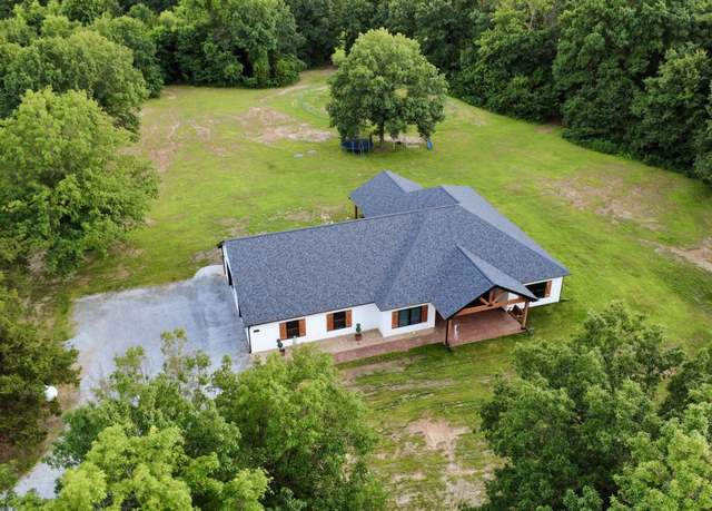 Property at 6100 W Hwy 124, Harrisburg, MO 65256, 4 beds, 2 baths