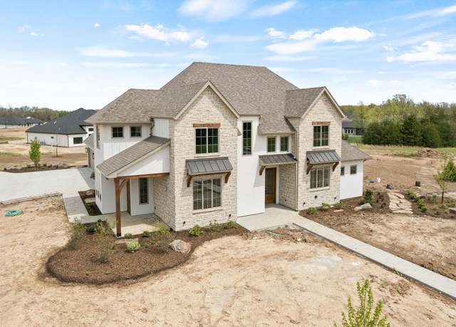 Property at 6401 Adare Manor Dr, Columbia, MO 65201, 5 beds, 4 baths