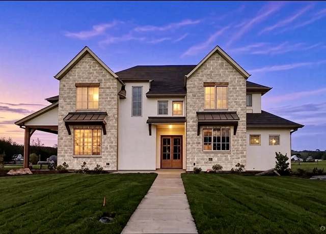 Property at 6401 Adare Manor Dr, Columbia, MO 65201, 5 beds, 4 baths