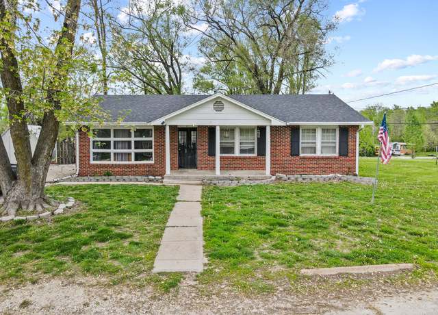 Property at 25 Poplar Hill Dr, Columbia, MO 65203, 3 beds, 1 bath