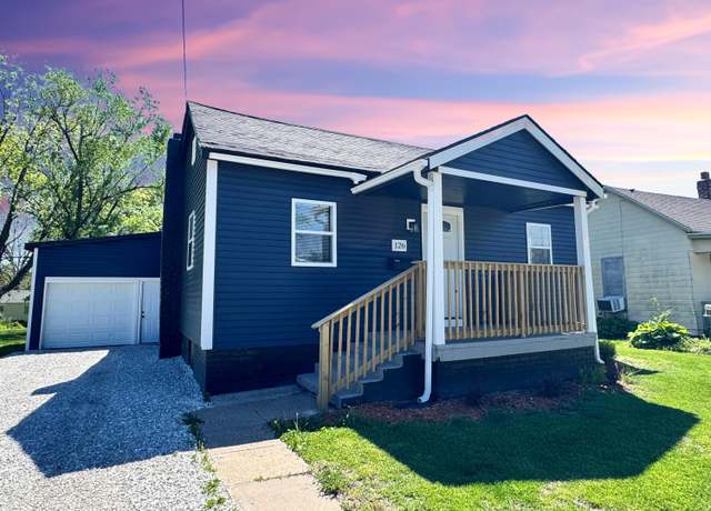 Property at 126 Bedford St, Moberly, MO 65270, 2 beds, 1 bath