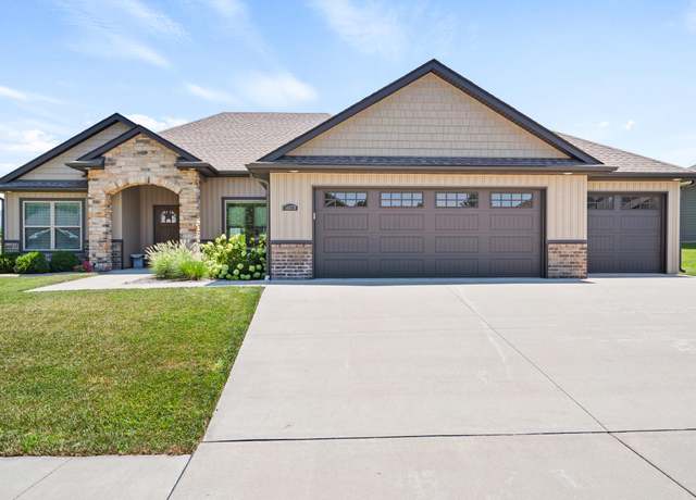 Property at 14678 Mettler Dr, Hallsville, MO 65255, 3 beds, 2 baths