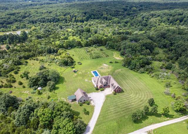 Property at 8801 S Ginn Ln, Columbia, MO 65201, 6 beds, 4.5 baths
