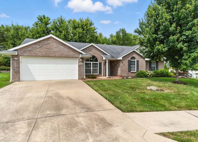 Property at 3806 Cheshire Ct, Columbia, MO 65203, 3 beds, 2 baths