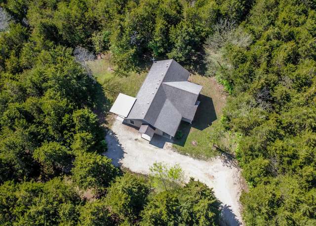 Property at 6124 E Forsee Rd, Ashland, MO 65010, 3 beds, 2 baths