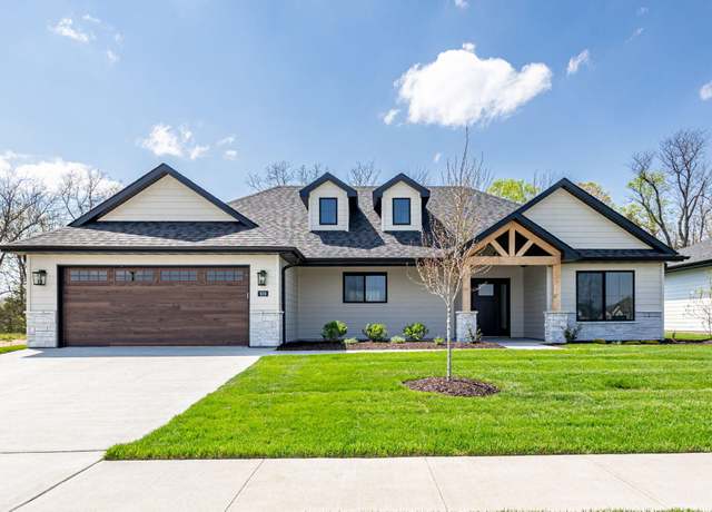 Property at 909 Sagemoor Dr, Columbia, MO 65201, 3 beds, 2 baths