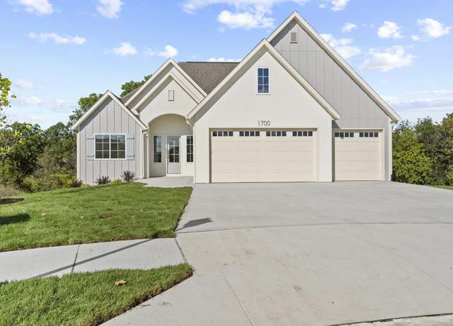 Property at 1700 Stillpoint Ct, Columbia, MO 65203, 5 beds, 3 baths