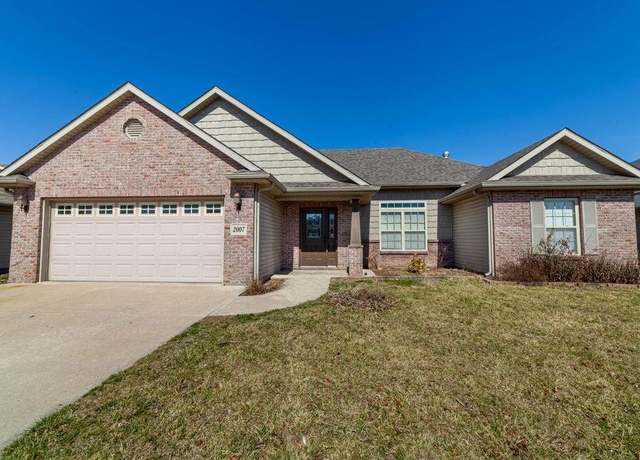 Property at 2007 Cecil St, Columbia, MO 65201, 3 beds, 2 baths