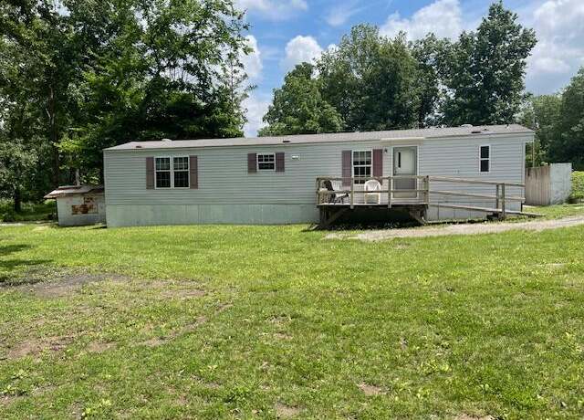 Property at 8849 N Reams Rd, Centralia, MO 65240, 2 beds, 2 baths