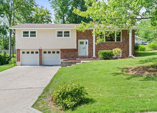Property at 1305 Jake Ln, Columbia, MO 65203, 3 beds, 3 baths