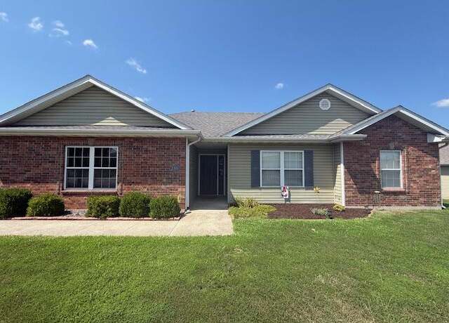 Property at 2301 Barnett Dr, Columbia, MO 65202, 3 beds, 2 baths