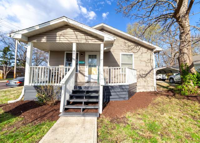 Property at 801 Moss St, Columbia, MO 65201, 2 beds, 1 bath
