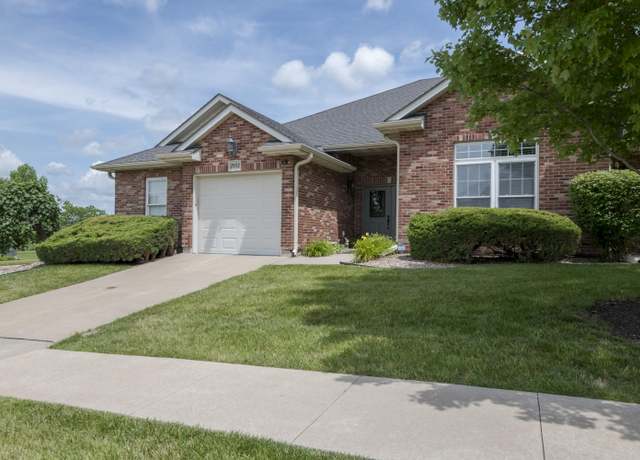 Property at 3903 Ivanhoe Blvd, Columbia, MO 65203, 2 beds, 2 baths