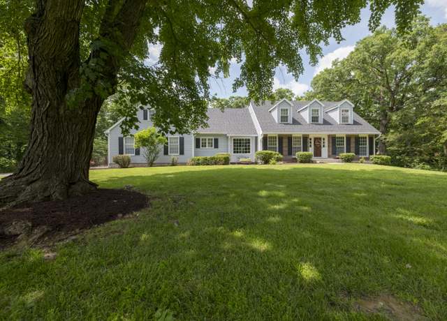 Property at 5111 S Brock Rodgers Rd, Columbia, MO 65201, 5 beds, 4 baths