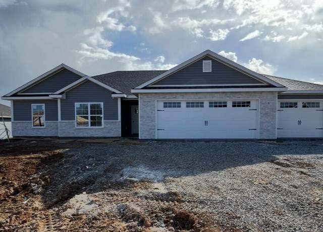 Property at 2466 Greenside Dr, Boonville, MO 65233, 3 beds, 2 baths
