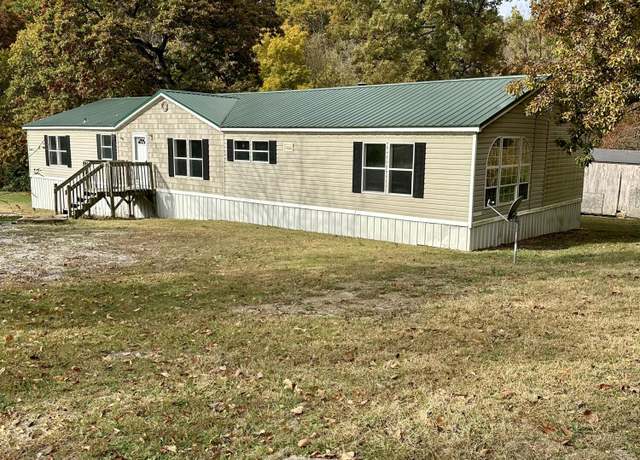Property at 4595 N Hwy PP, Columbia, MO 65202, 4 beds, 2 baths