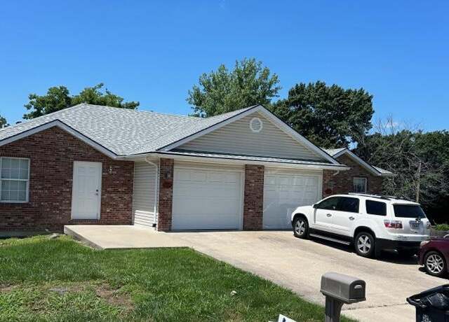 Property at 1409 Hickam Dr, Columbia, MO 65202