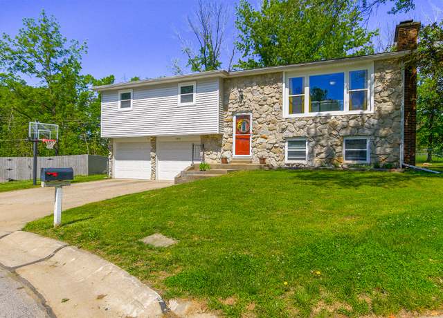 Property at 3915 Sonora Ct, Columbia, MO 65201, 4 beds, 2.5 baths
