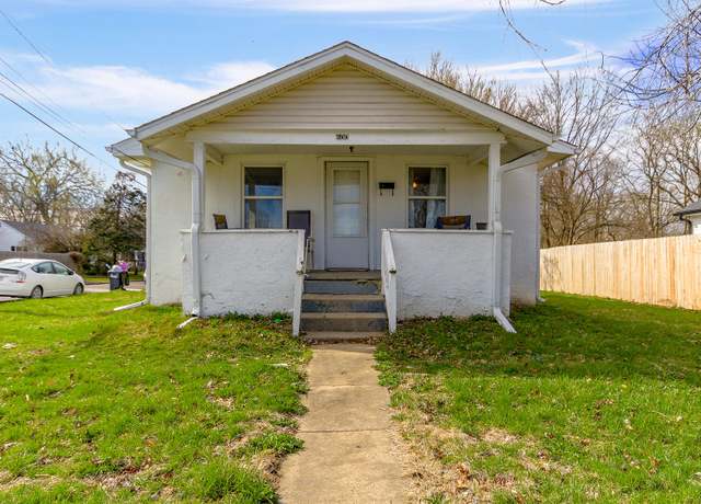 Property at 600 W Worley St, Columbia, MO 65203, 3 beds, 1 bath