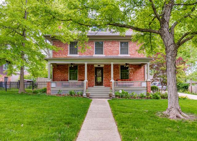 Property at 403 Westmount Ave, Columbia, MO 65203, 4 beds, 2.5 baths
