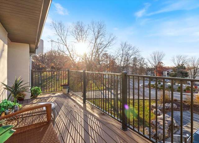 Property at 49 Casa Vl SE Unit 3C-164, Lake Ozark, MO 65049, 2 beds, 2 baths