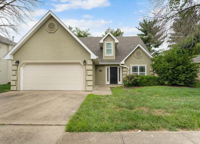 Property at 417 S Village Cir, Columbia, MO 65203, 4 beds, 2.5 baths