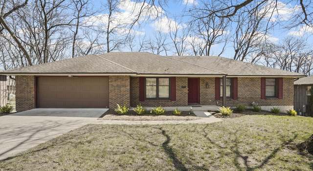Photo of 1214 S Fairview Rd, Columbia, MO 65203