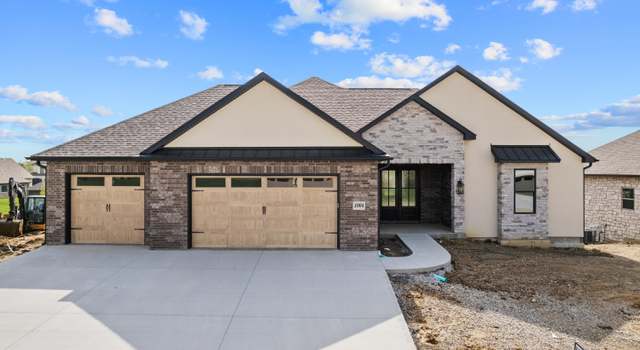 Photo of 1004 Caymus Ct, Columbia, MO 65201