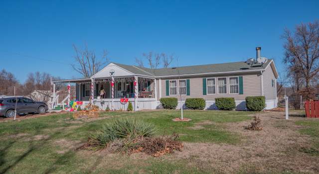 Photo of 500 Front St, Clark, MO 65243