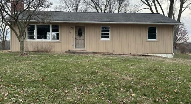 Photo of 703 Reynolds St, Fayette, MO 65248