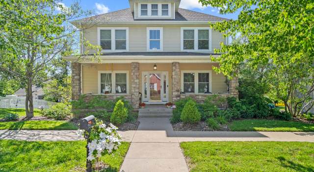Photo of 2203 Cherry Hill Dr, Columbia, MO 65203