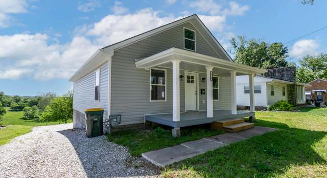 Photo of 914 Santa FE Trl, Boonville, MO 65233