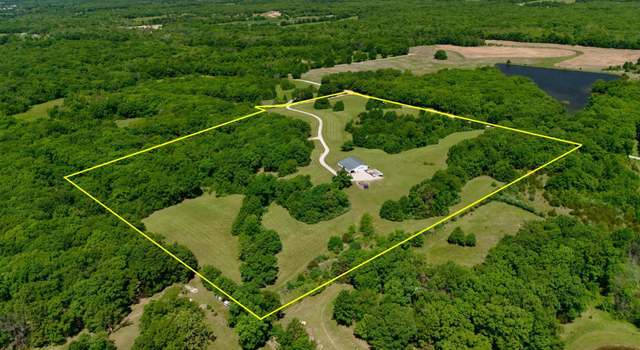 Photo of 5100 E Dunbar Ln, Centralia, MO 65240