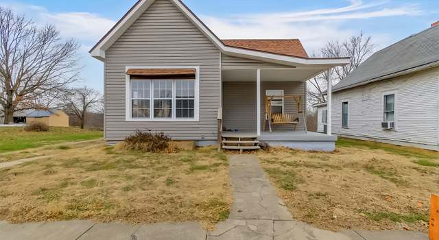 Photo of 505 Collier St, Mokane, MO 65059