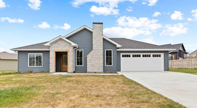 Photo of 6495 Gail Ct, Hallsville, MO 65255