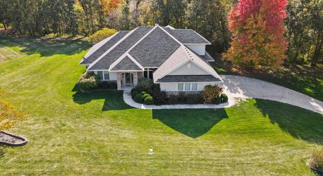 Photo of 3150 S Bobcat Ct, Columbia, MO 65201