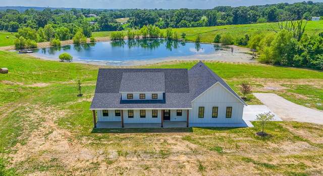 Photo of 5306 Tebbetts View Dr, Tebbetts, MO 65080