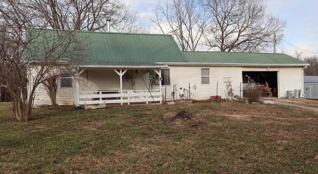Photo of 421 County RD 120, Higbee, MO 65257