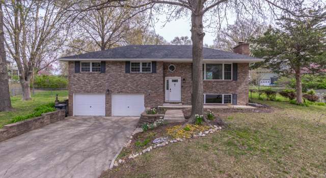 Photo of 205 Ellis Ct, Columbia, MO 65203
